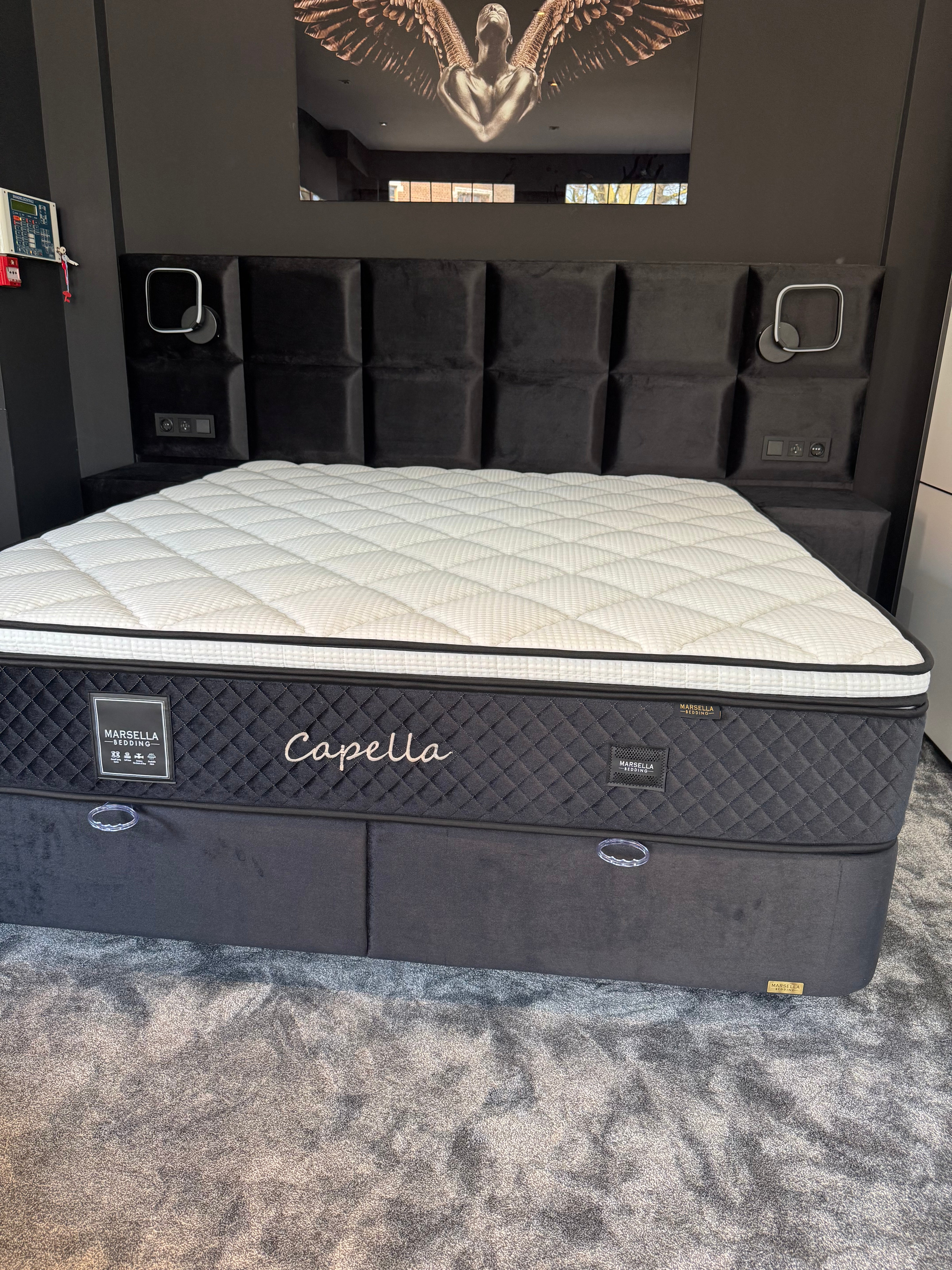 SHOWMODEL Boxspring CAPELLA